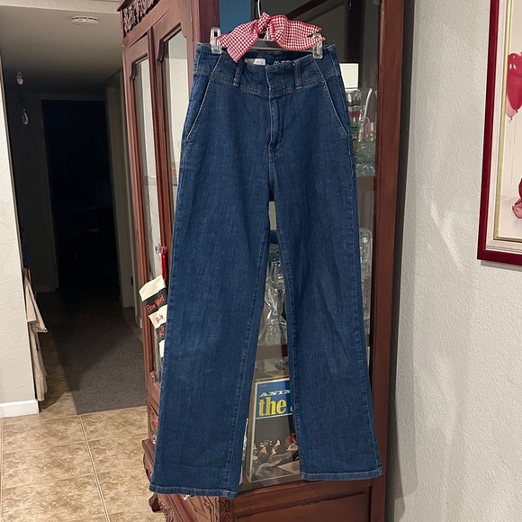 Pilcro wide-leg denim jeans in a medium wash, size 26. EUC - Picture 1 of 6